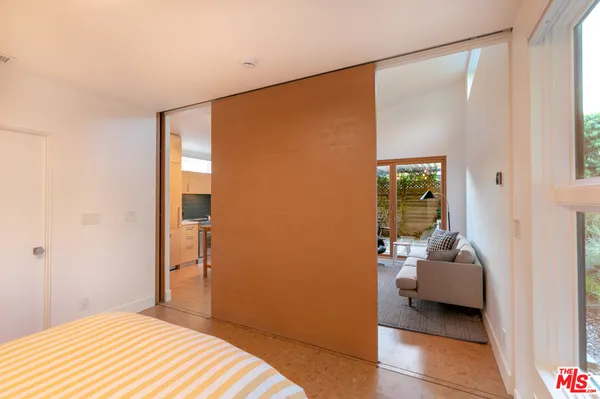 $10,500 | 5676 Hub Street, Los Angeles, CA 90042