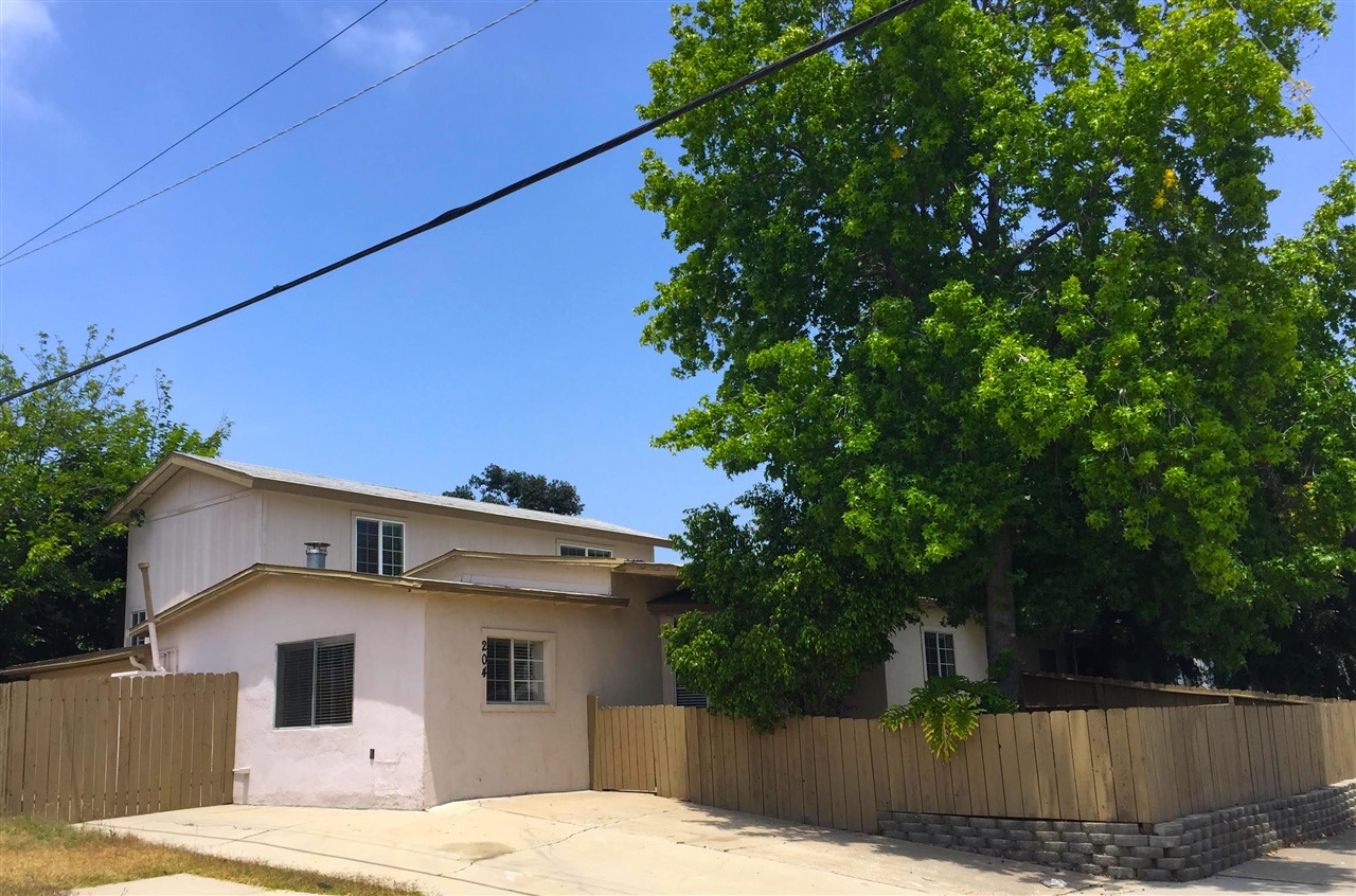 204 El Monte Road El Cajon, CA 92020 - Photo 1 of 20