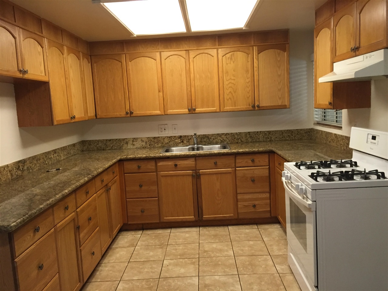 204 El Monte Road El Cajon, CA 92020 - Photo 6 of 20
