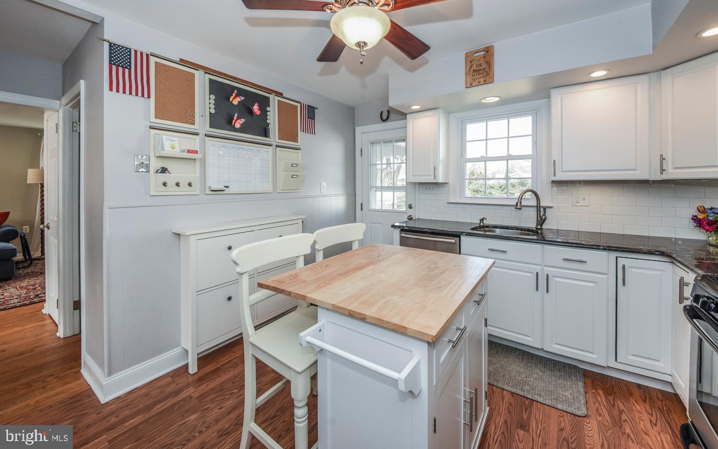 6323 Arlingham Road Flourtown, PA 19031 - Photo 11 of 32 Kitchen