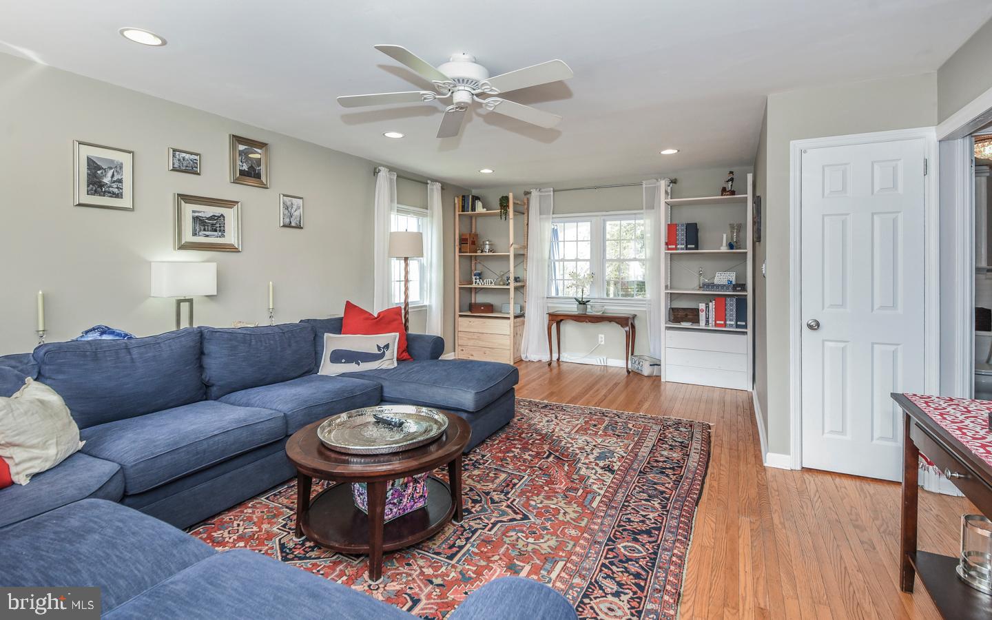 6323 Arlingham Road Flourtown, PA 19031 - Photo 3 of 32 Living room