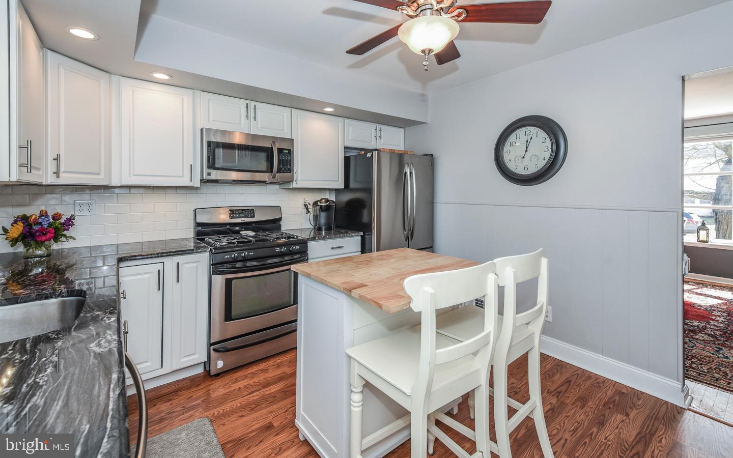 6323 Arlingham Road Flourtown, PA 19031 - Photo 9 of 32 Kitchen