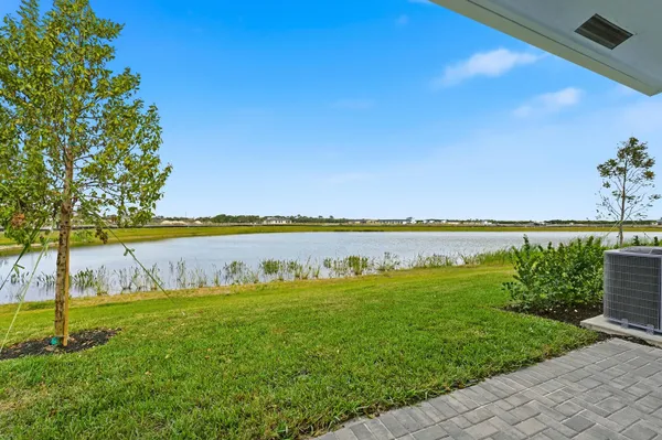 $2,250 | 3790 Harborside Avenue, Fort Pierce, FL 34946