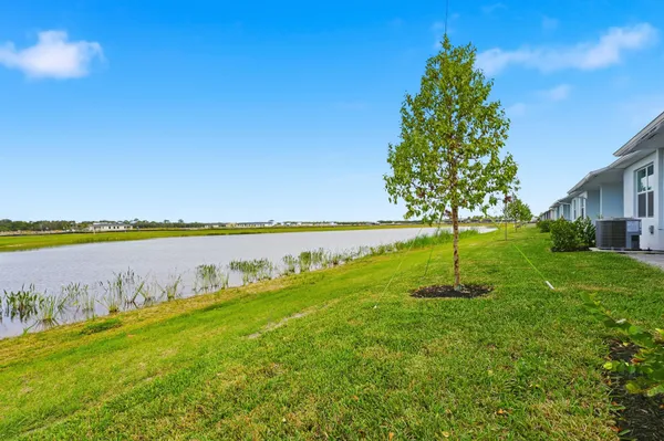 $2,250 | 3790 Harborside Avenue, Fort Pierce, FL 34946