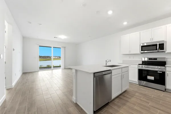 $2,250 | 3790 Harborside Avenue, Fort Pierce, FL 34946