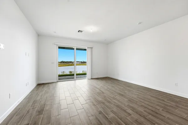 $2,250 | 3790 Harborside Avenue, Fort Pierce, FL 34946