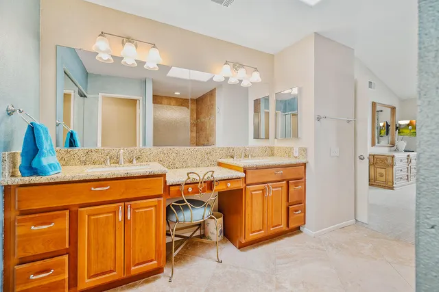 $698,000 | 38960 Gladiolus Lane, Palm Desert, CA 92211