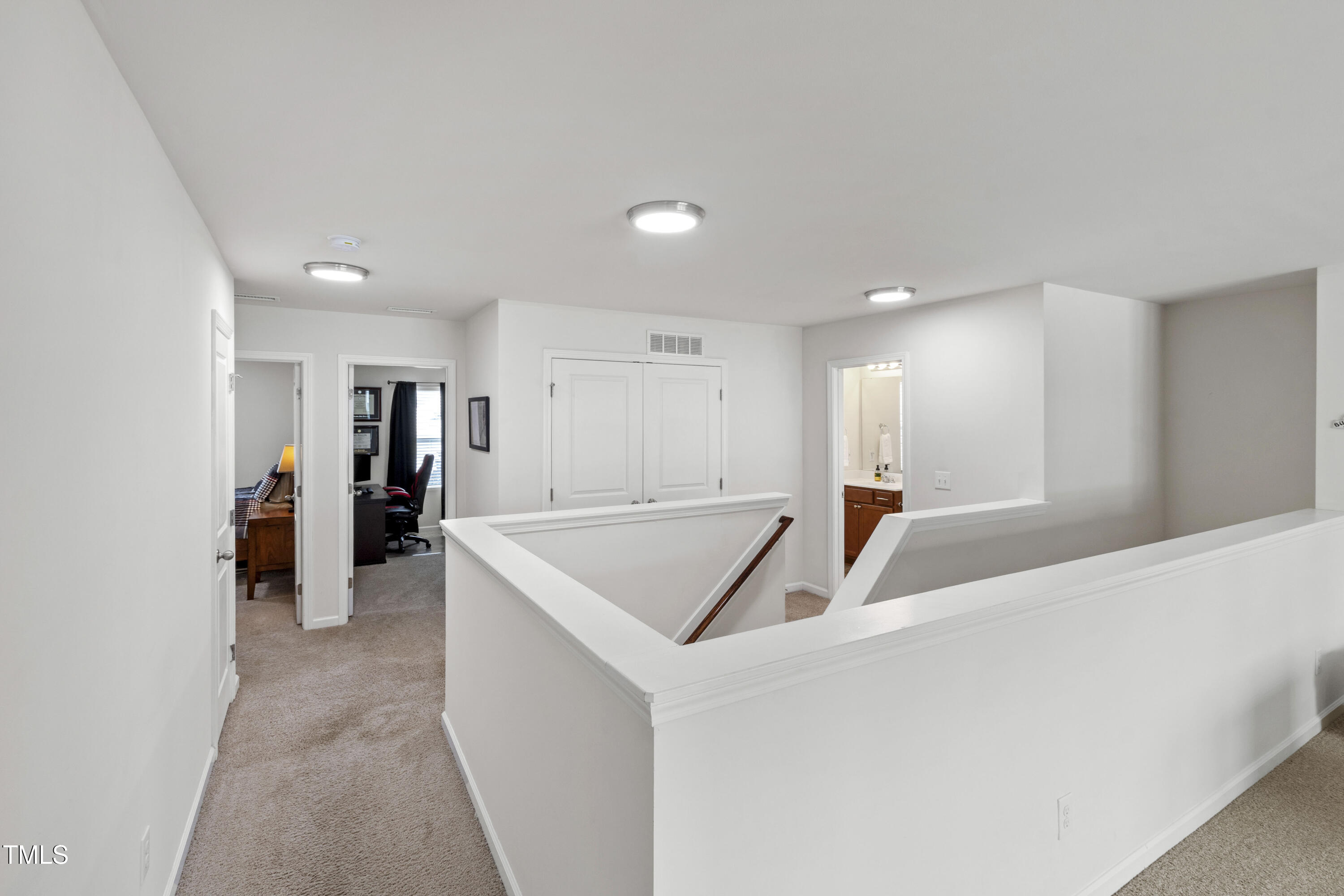 3913 Massey Pointe Court Raleigh, NC 27616 - Photo 26 of 48 Massey (38)