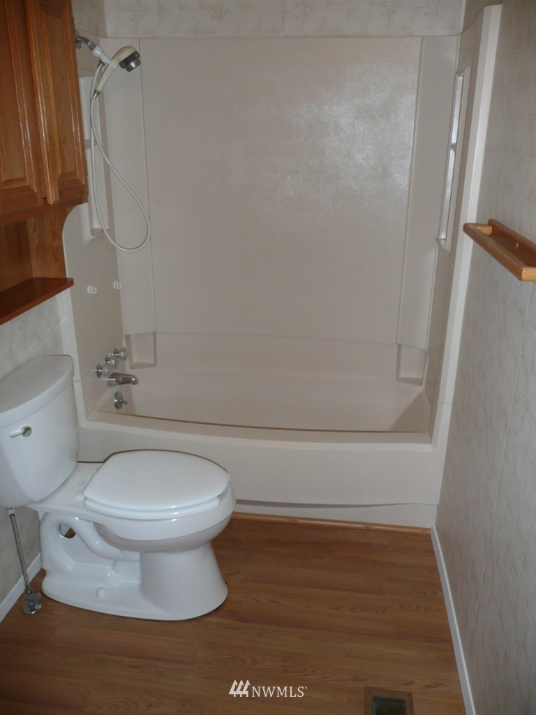 813 236th Place Southwest Bothell, WA 98021 - Photo 15 of 22