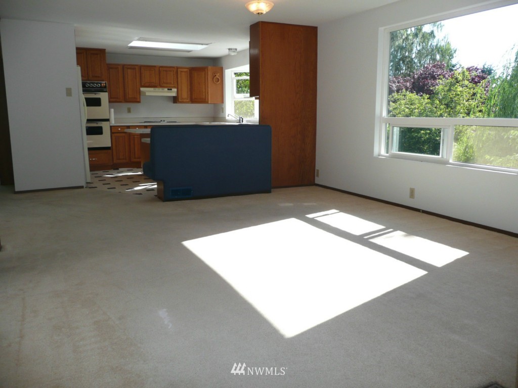 813 236th Place Southwest Bothell, WA 98021 - Photo 7 of 22