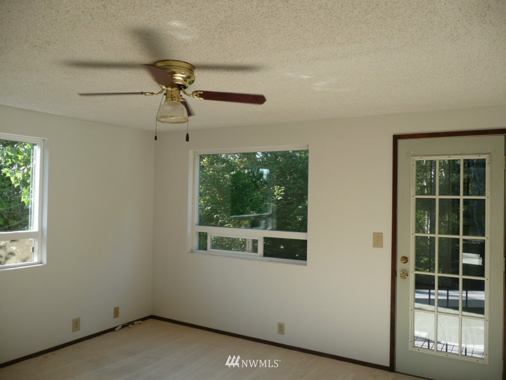 813 236th Place Southwest Bothell, WA 98021 - Photo 10 of 22