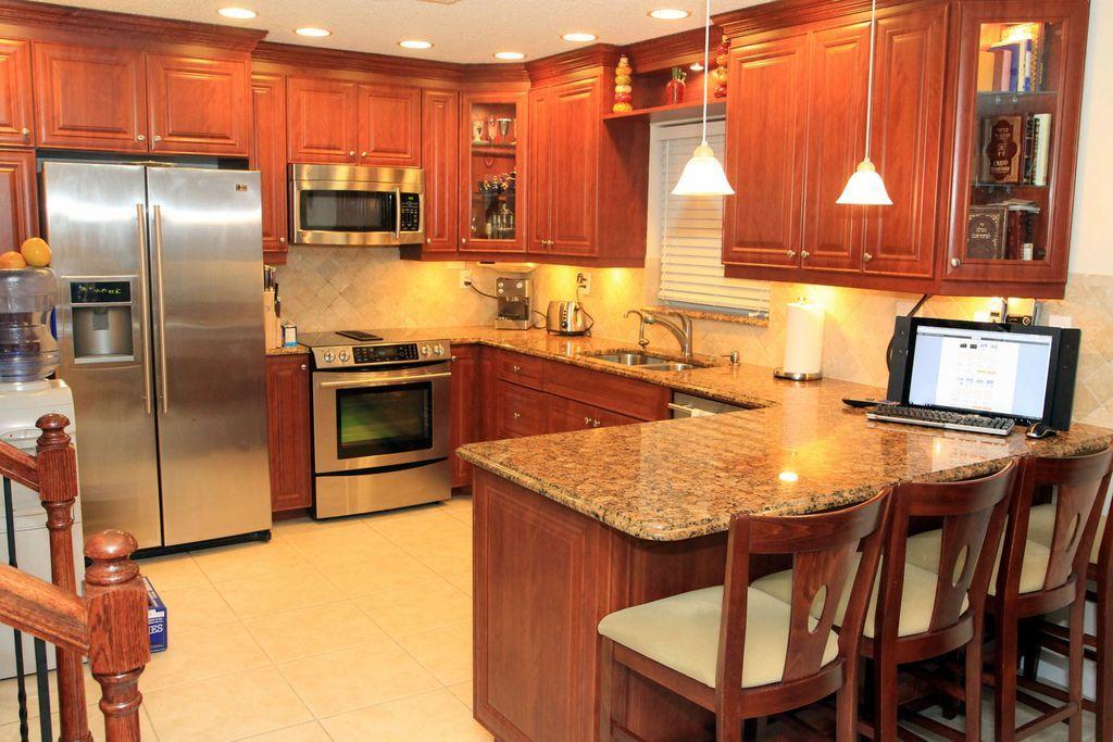 23312 Southwest 53rd Avenue, Unit E Boca Raton, FL 33433 - Photo 2 of 23 bobaS7qr05bs243dp0000000000