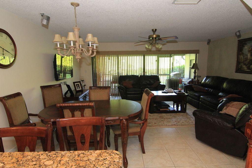 23312 Southwest 53rd Avenue, Unit E Boca Raton, FL 33433 - Photo 5 of 23 boba5