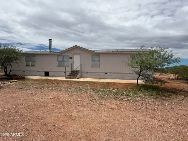 $231,500 | 1030 North Hunt Ranch Trail, Huachuca City, AZ 85616