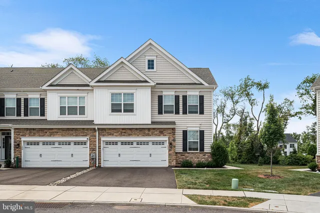 $689,900 | 111 Park View Lane, Royersford, PA 19468