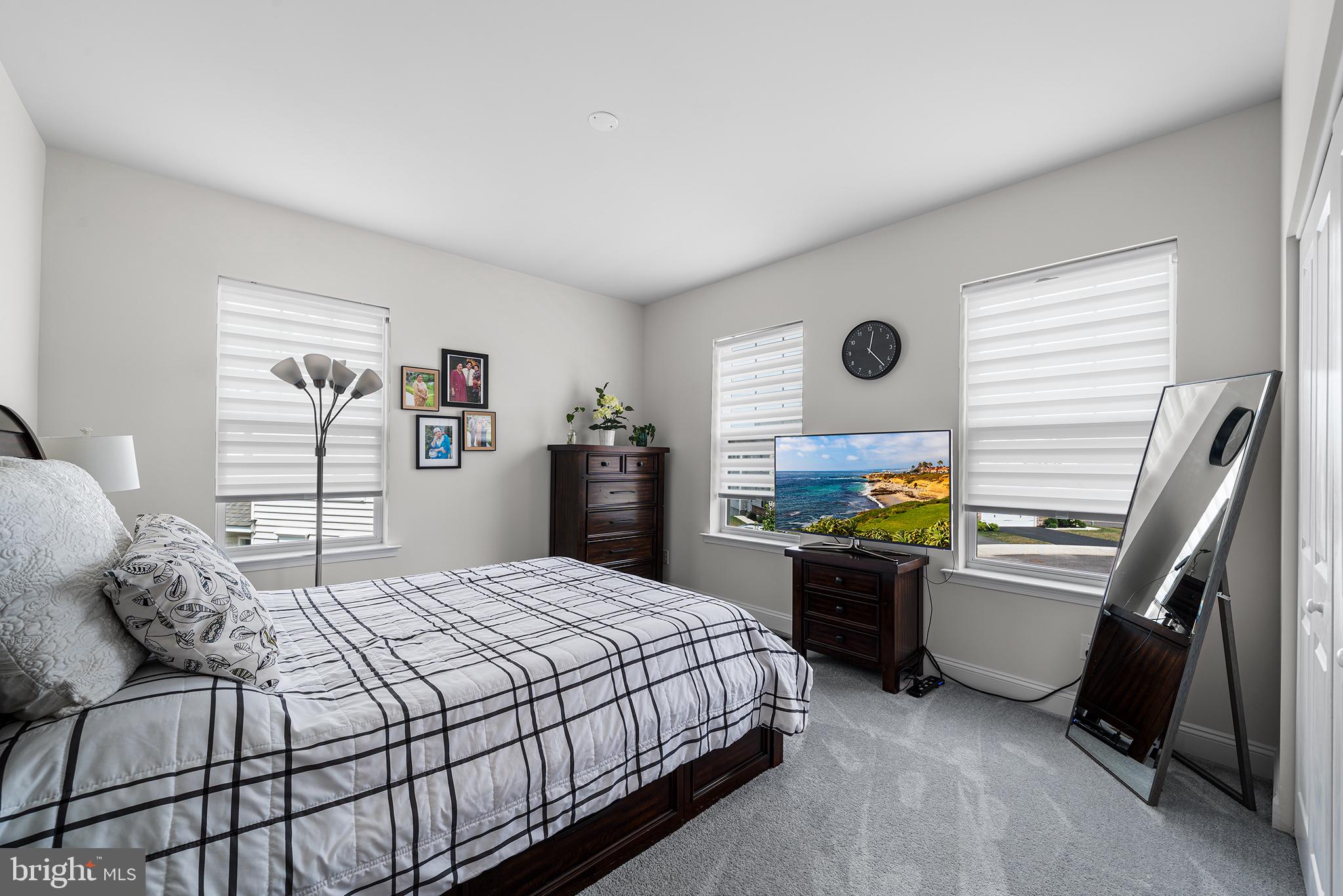 111 Park View Lane Royersford, PA 19468 - Photo 17 of 49 a bedroom with a bed and a cabinets