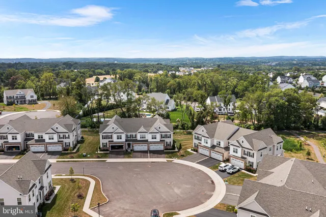 $689,900 | 111 Park View Lane, Royersford, PA 19468