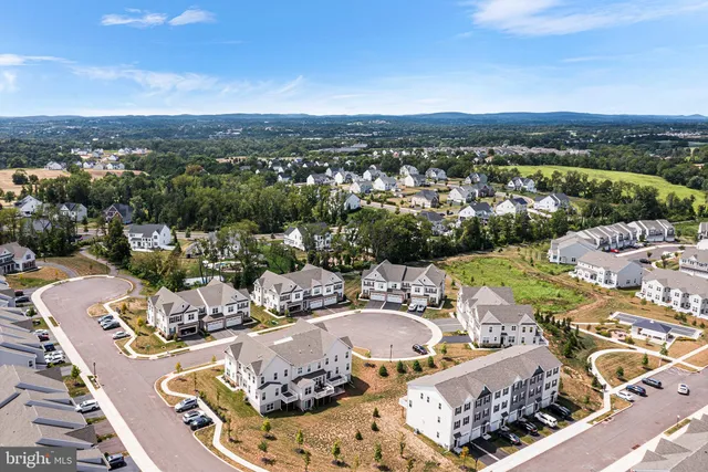 $689,900 | 111 Park View Lane, Royersford, PA 19468