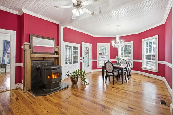 $549,900 | 110 South Fairplay Street, Seneca, SC 29678