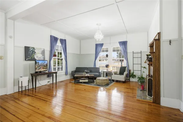 $549,900 | 110 South Fairplay Street, Seneca, SC 29678