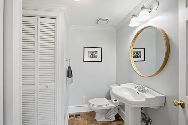 $599,900 | 110 South Fairplay Street, Seneca, SC 29678