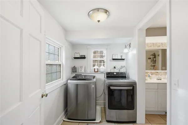 $549,900 | 110 South Fairplay Street, Seneca, SC 29678