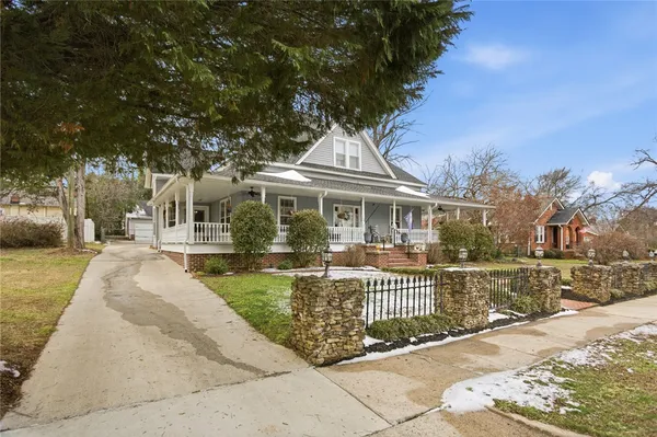 $549,900 | 110 South Fairplay Street, Seneca, SC 29678