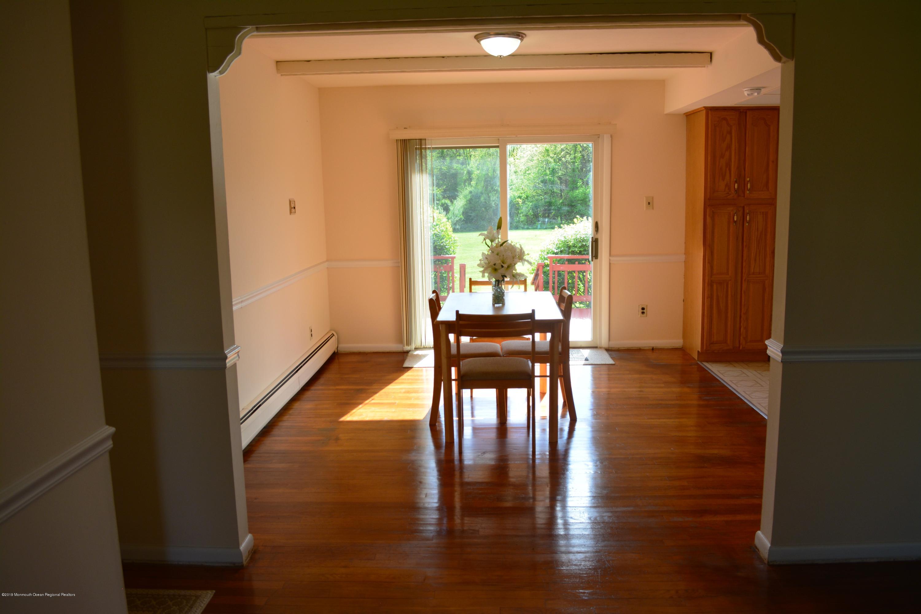 243 County Road 539 Cream Ridge, NJ 08514 - Photo 6 of 29 Dining Room
