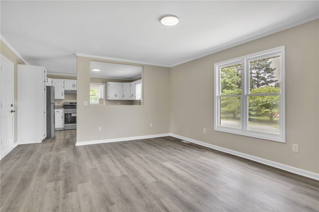 2499 Neville Way Anderson, SC 29621 - Photo 8 of 25