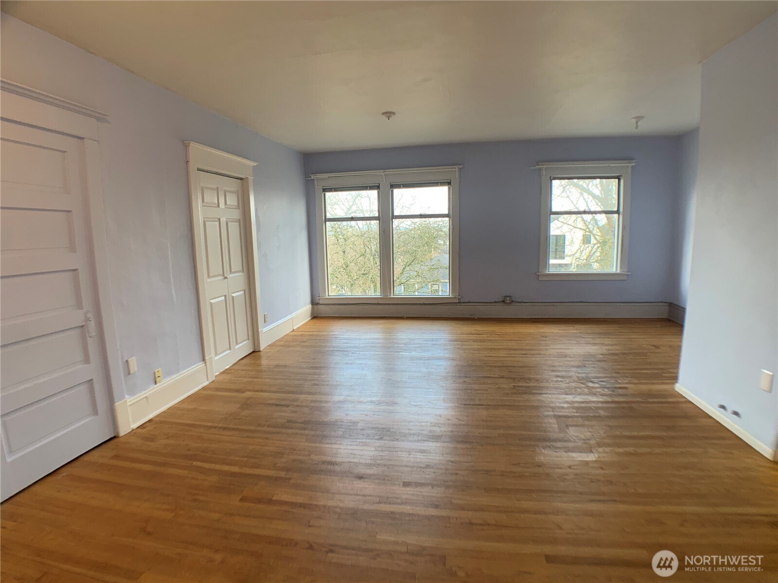 621 23rd Avenue East, Unit 2ND F Seattle, WA 98112 - Photo 4 of 17