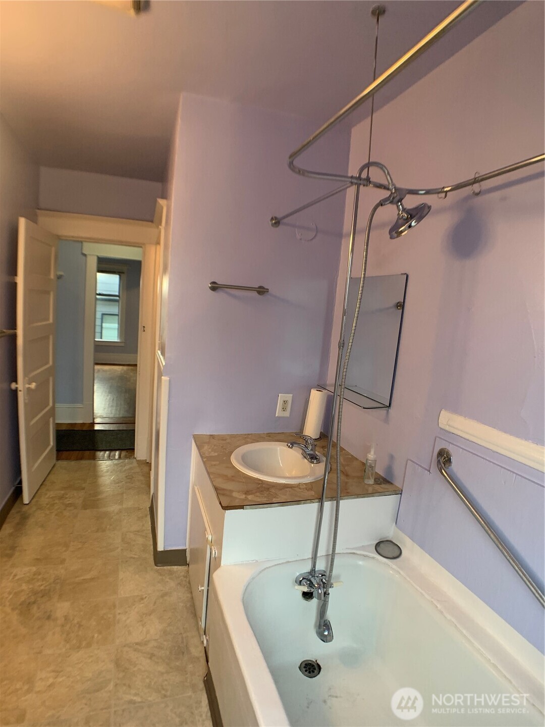 621 23rd Avenue East, Unit 2ND F Seattle, WA 98112 - Photo 8 of 17