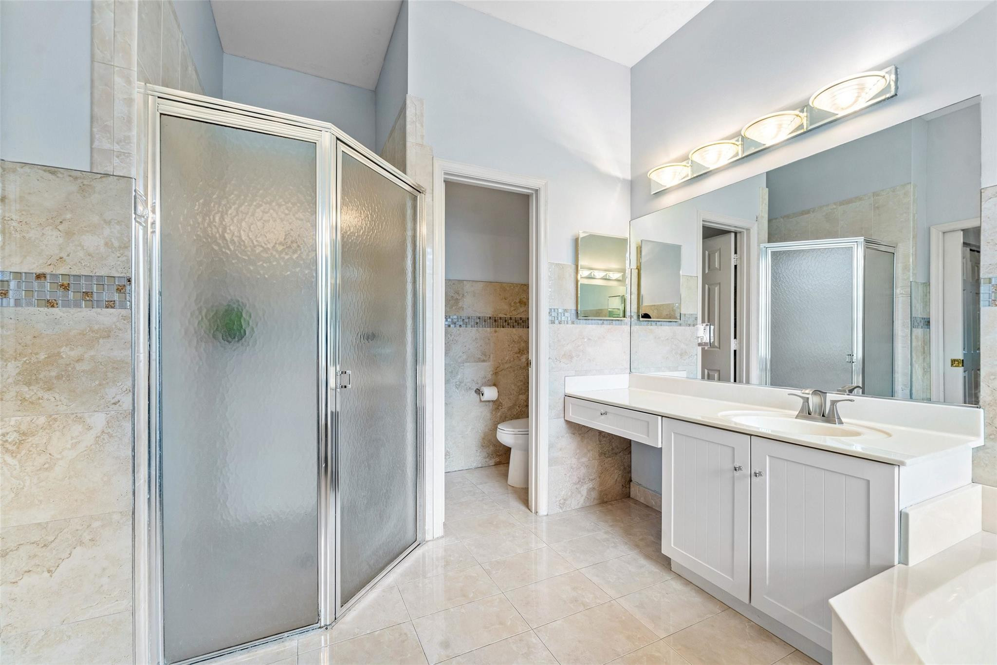 3852 Oak Ridge Circle Weston, FL 33331 - Photo 24 of 41 Photo 24