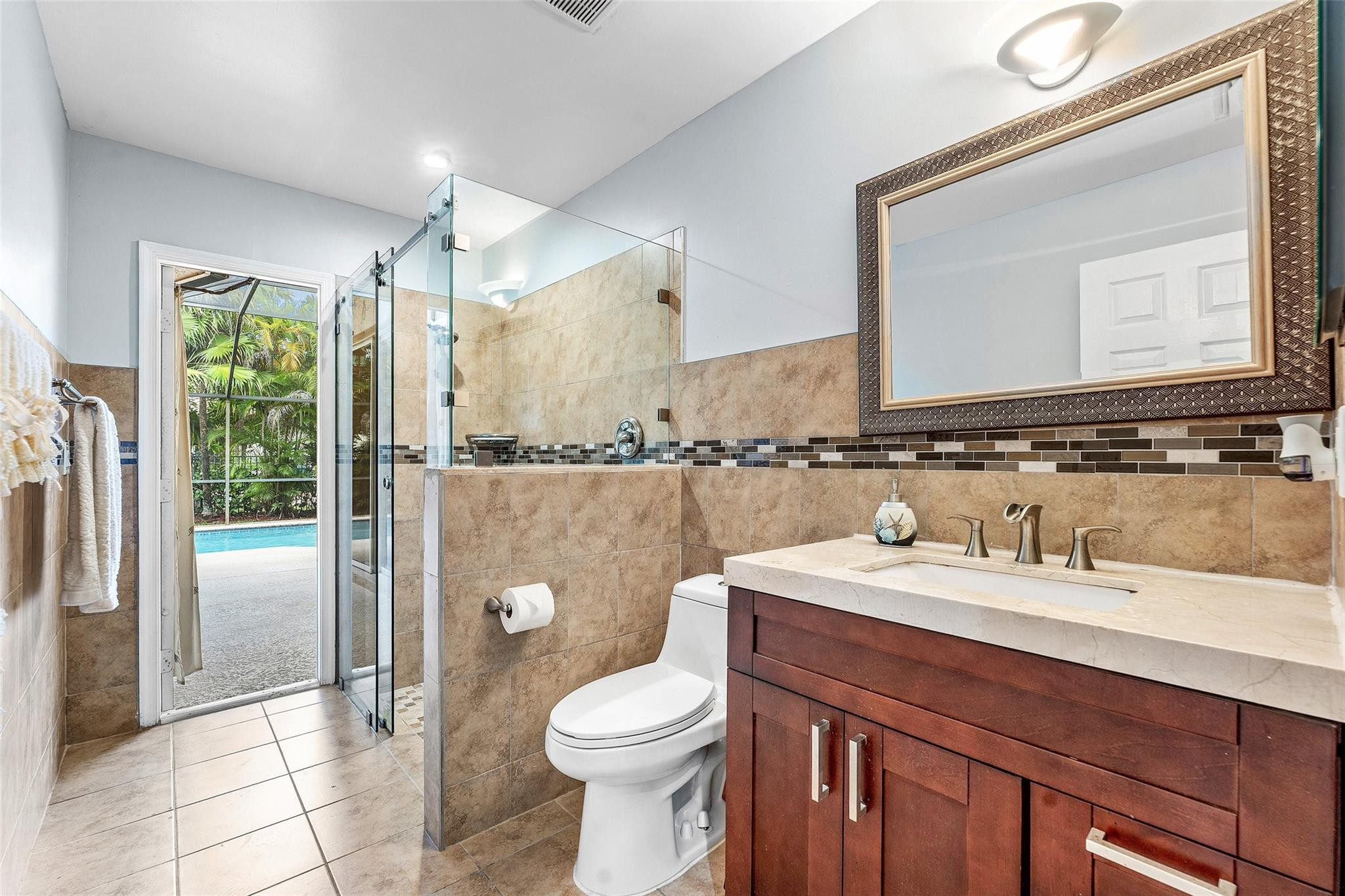 3852 Oak Ridge Circle Weston, FL 33331 - Photo 27 of 41 Photo 27