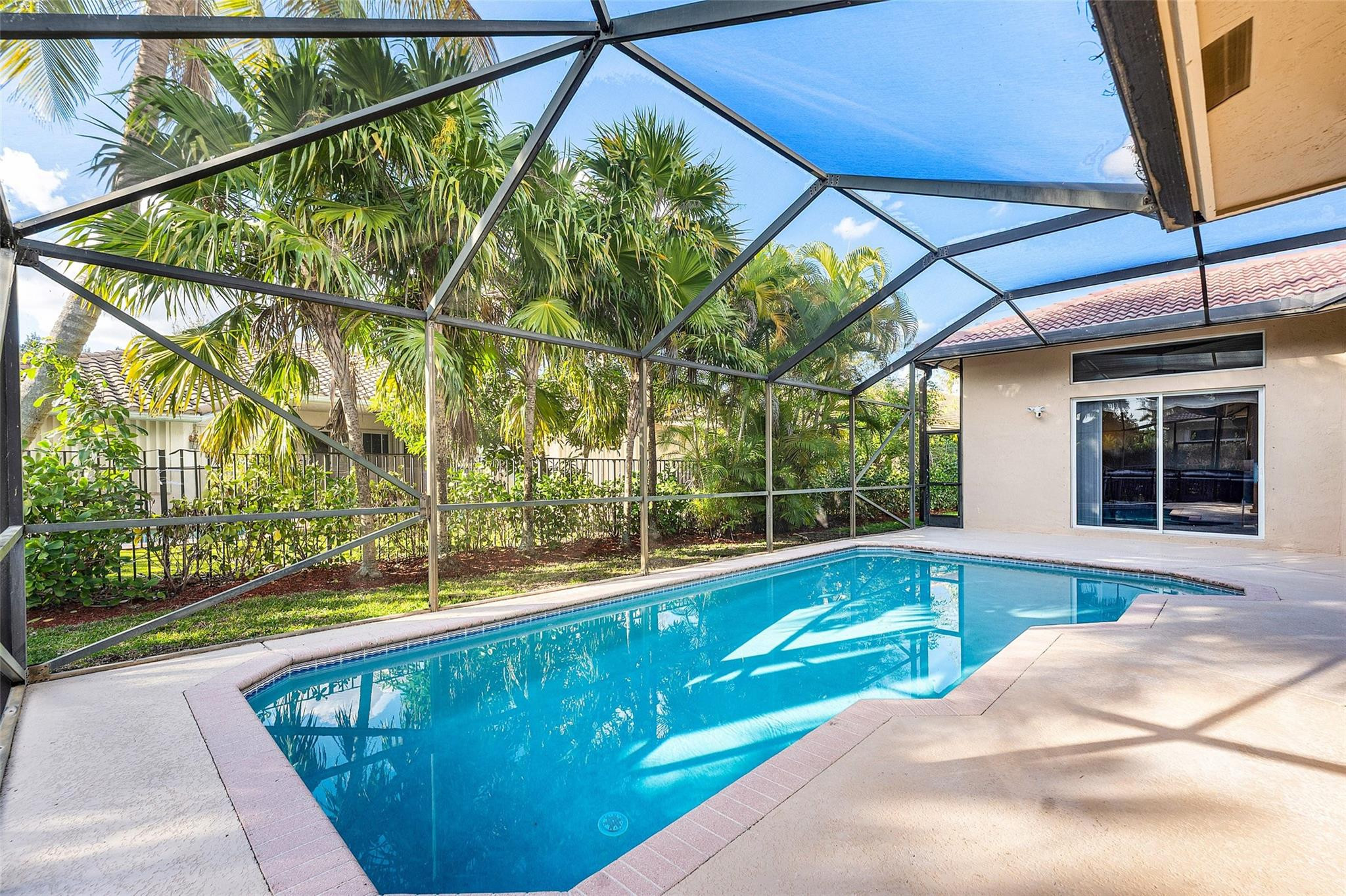 3852 Oak Ridge Circle Weston, FL 33331 - Photo 5 of 41 Photo 5