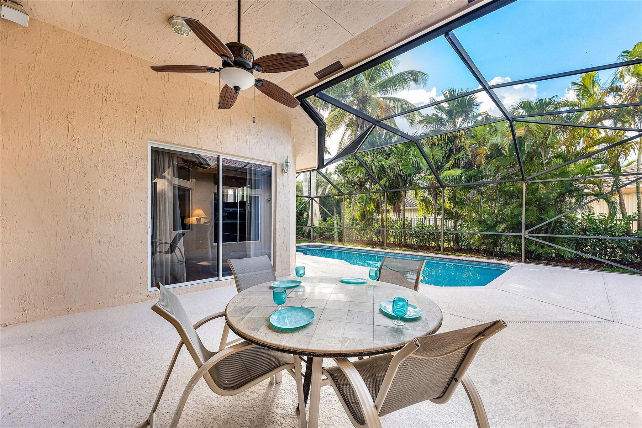 3852 Oak Ridge Circle Weston, FL 33331 - Photo 7 of 41 Photo 7