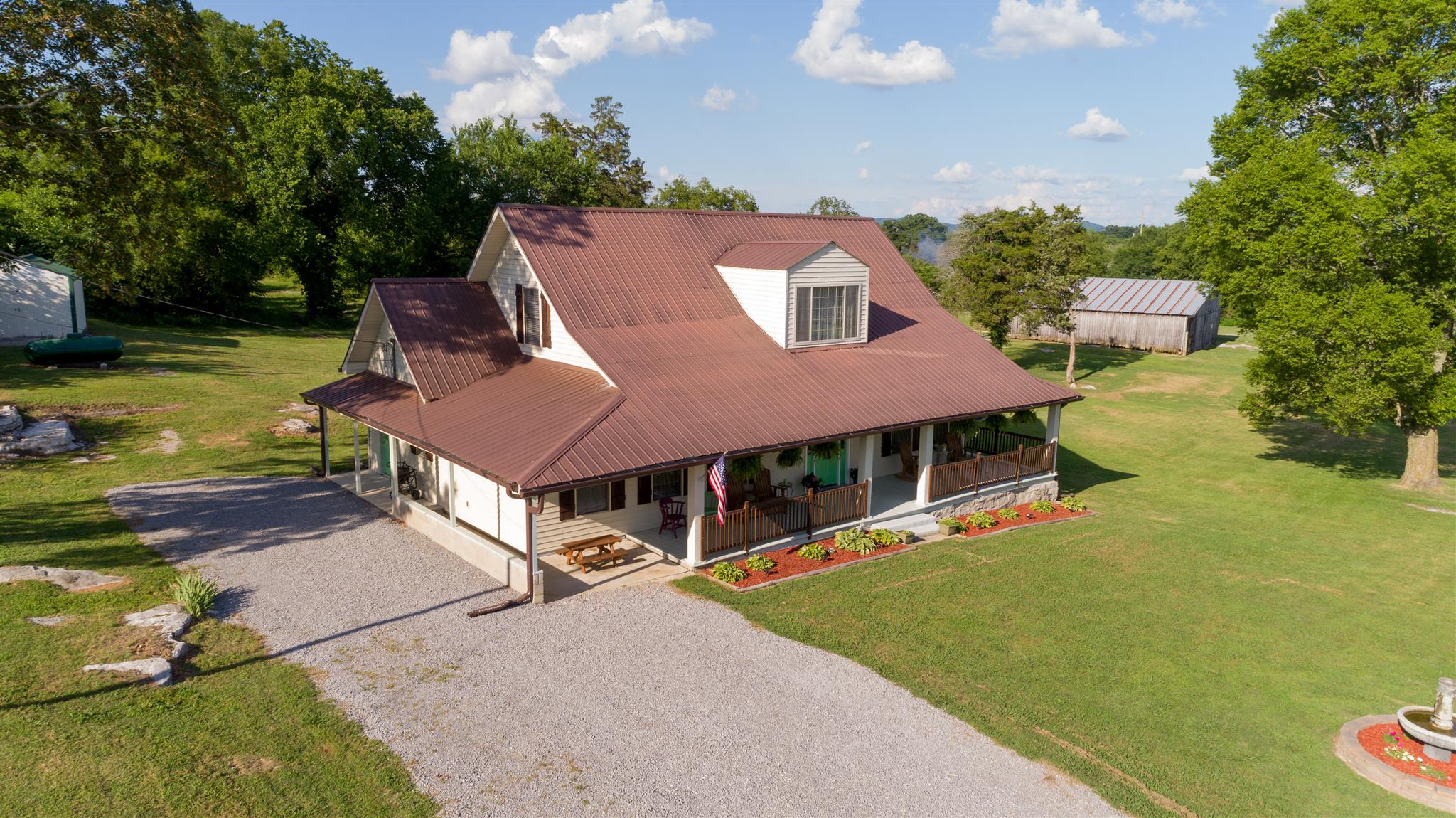 845 Roberts Road Watertown, TN 37184 - Photo 7 of 30 an aerial view of a house