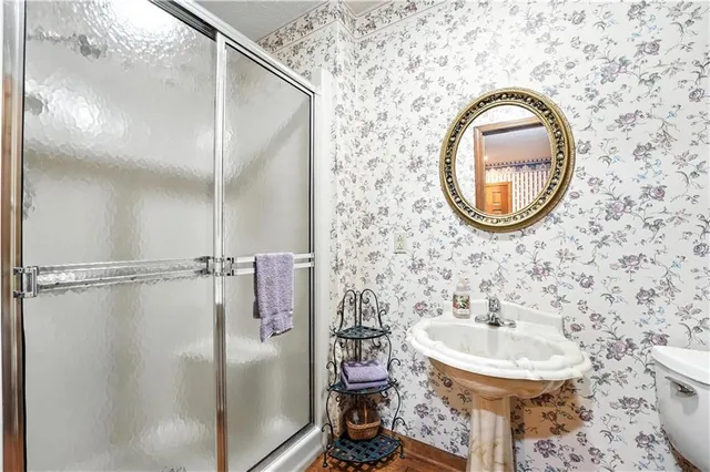 $950,000 | 23900 East 88th Street, Lee's Summit, MO 64064