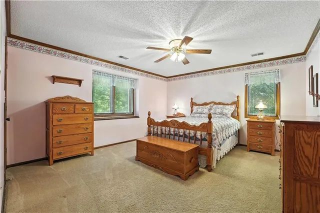 $950,000 | 23900 East 88th Street, Lee's Summit, MO 64064