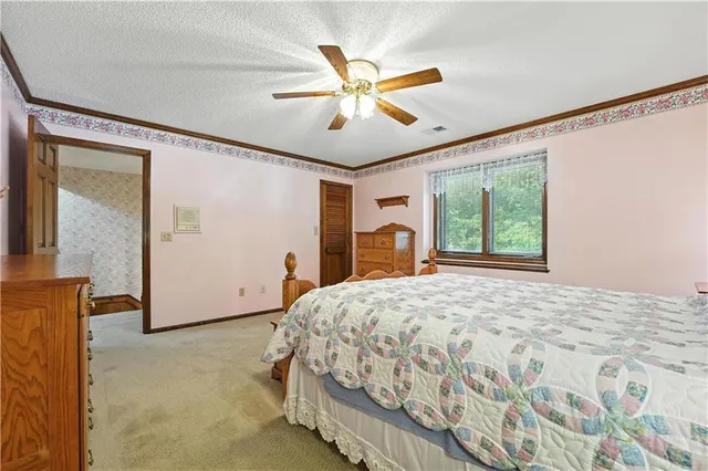 $950,000 | 23900 East 88th Street, Lee's Summit, MO 64064