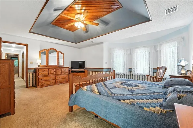 $950,000 | 23900 East 88th Street, Lee's Summit, MO 64064