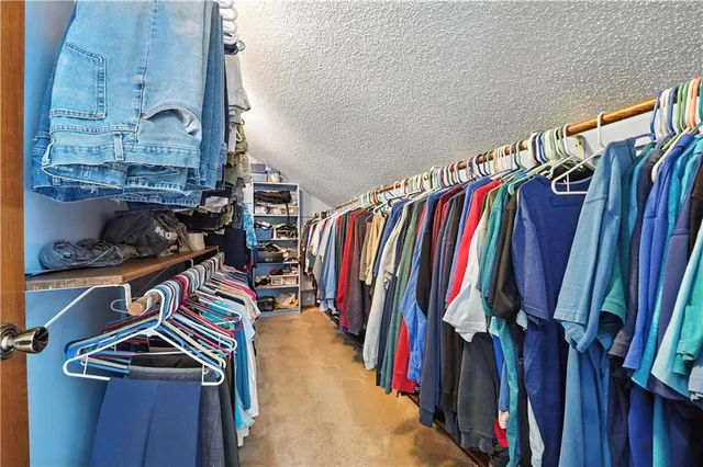 $950,000 | 23900 East 88th Street, Lee's Summit, MO 64064