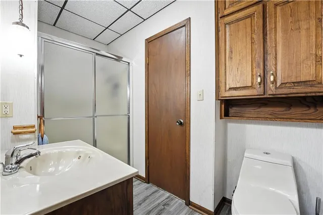 $950,000 | 23900 East 88th Street, Lee's Summit, MO 64064