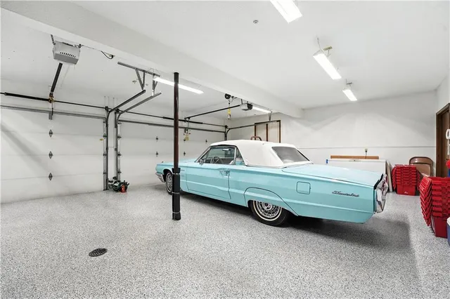 $950,000 | 23900 East 88th Street, Lee's Summit, MO 64064