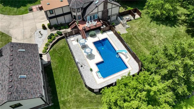 $950,000 | 23900 East 88th Street, Lee's Summit, MO 64064