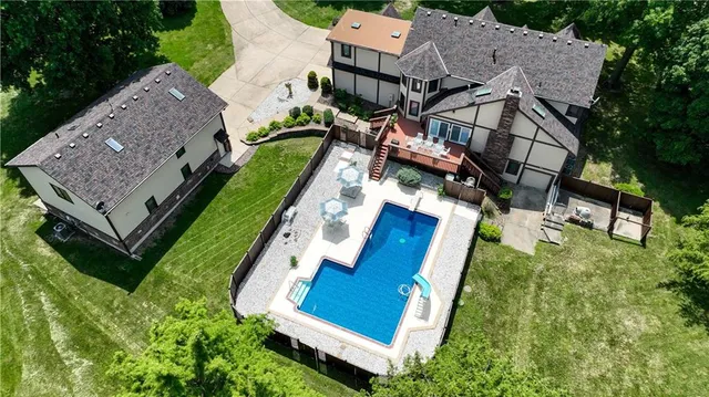 $950,000 | 23900 East 88th Street, Lee's Summit, MO 64064