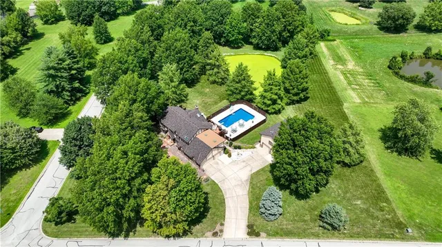 $950,000 | 23900 East 88th Street, Lee's Summit, MO 64064