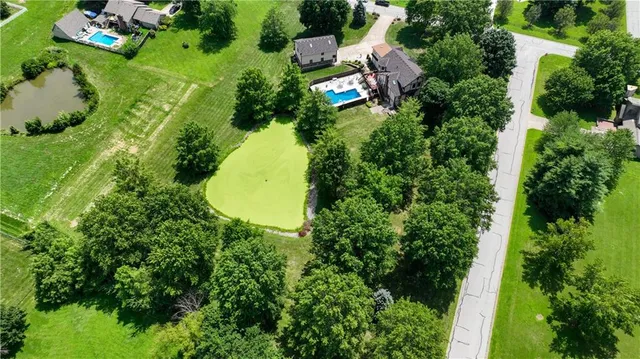 $950,000 | 23900 East 88th Street, Lee's Summit, MO 64064