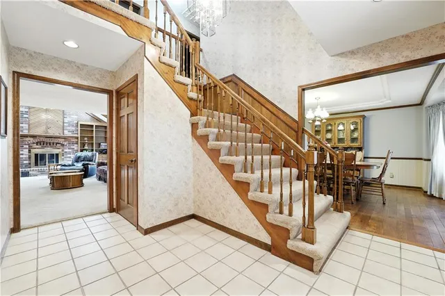 $950,000 | 23900 East 88th Street, Lee's Summit, MO 64064