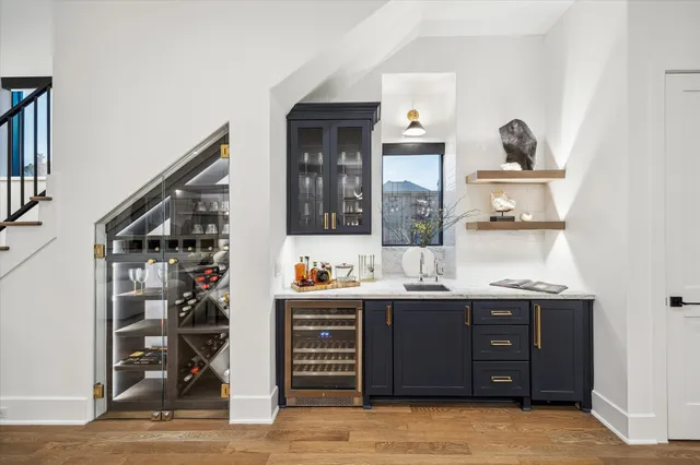 $1,399,000 | 1410 Indiana Street, Houston, TX 77006