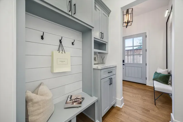 $1,399,000 | 1410 Indiana Street, Houston, TX 77006